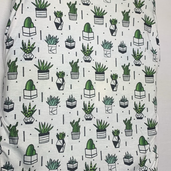 Copper Pearl Green and White Succulent Print Bassinet Sheet Bedding - Picture 7 of 8